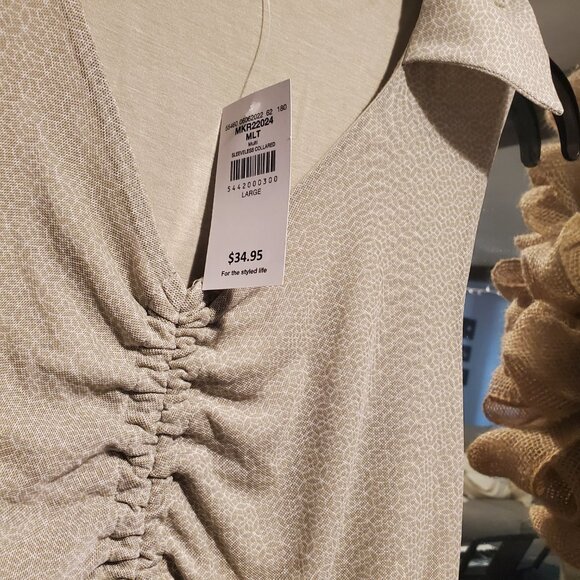 Buckle Light Green Sleeveless Top Ruched Front with Tie NWT - Picture 4 of 5